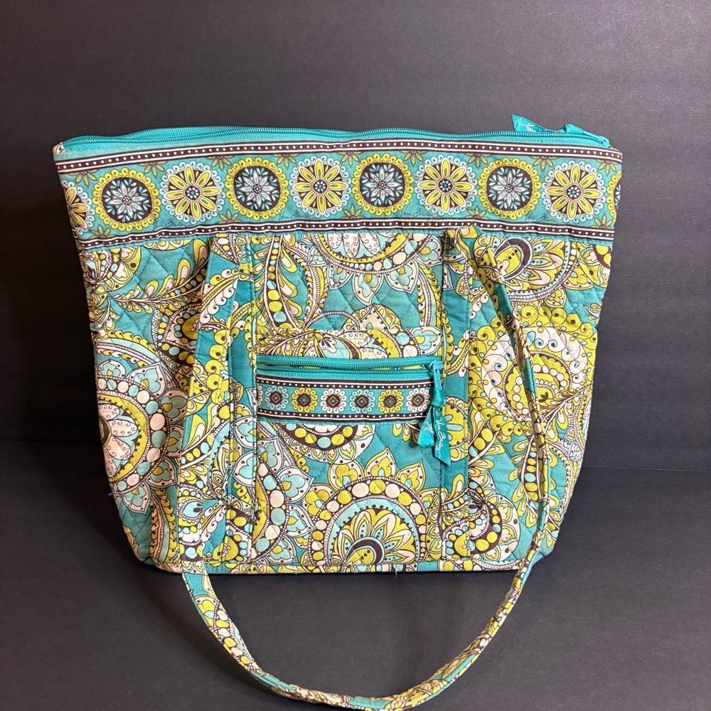 Vera Bradley Peacock Spring 2007 Pattern Zip Top Tote Designer Shoulder Bag